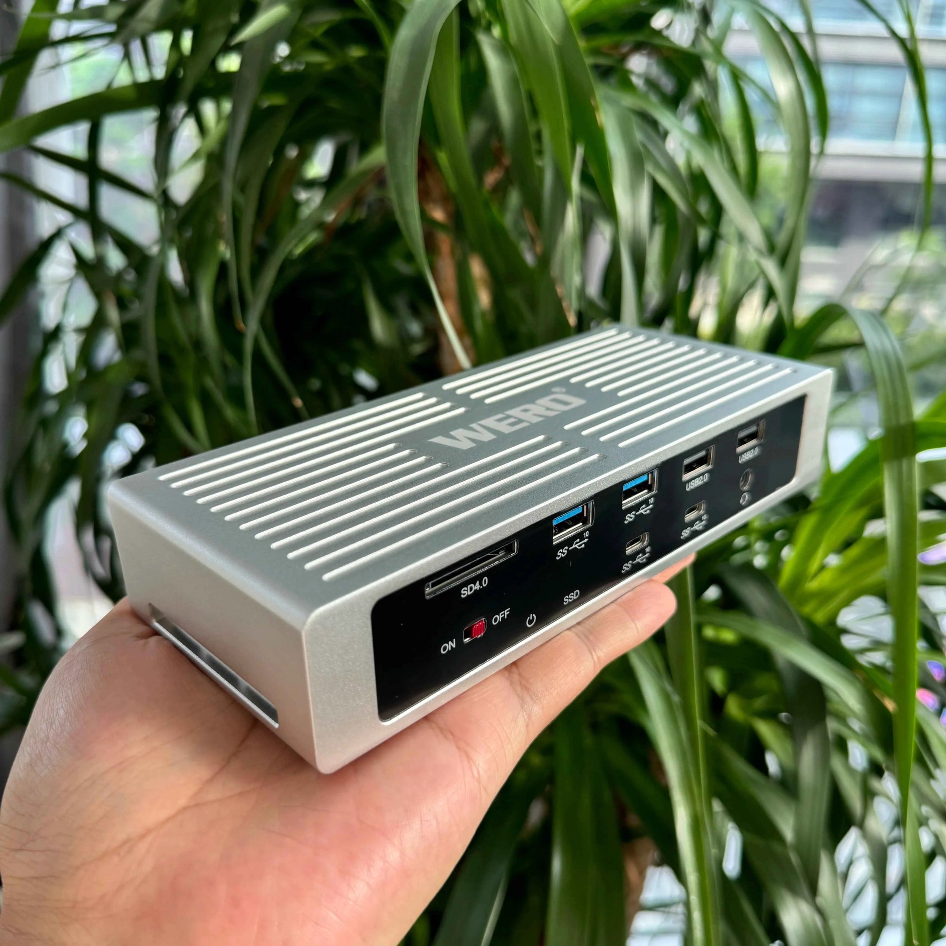 WERO Thunderbolt 3 Dock Ultimate Edition — Built-in NVMe SSD Bay, Dual 4K HDMI, 40Gbps